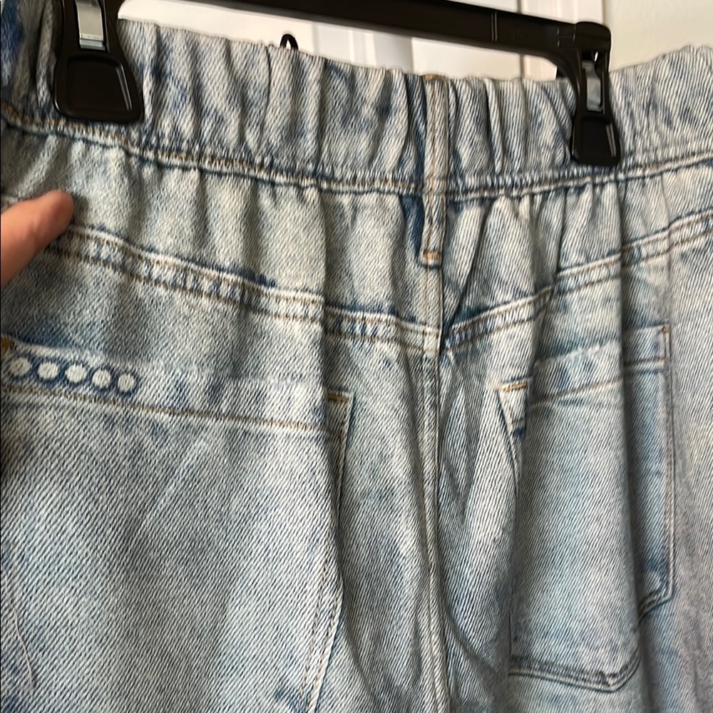 Blank NYC Revolve Faux Blue Jean Shorts High-Waisted Casual - Picture 6 of 7